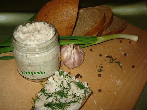 Намазка из соленого сала с чесноком Намазка из соленого сала с чесноком