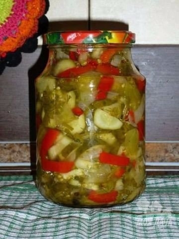 Салат украинский на зиму.