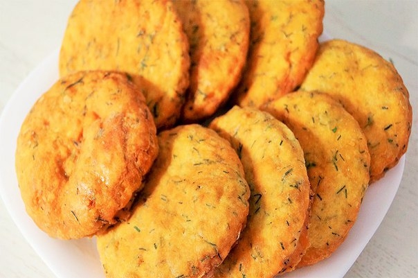 Лепешки с чесноком и зеленью за 15 минут