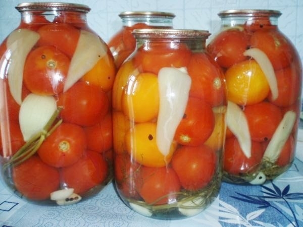 Маринованные помидоры сладко-острые. Надёжный рецепт!