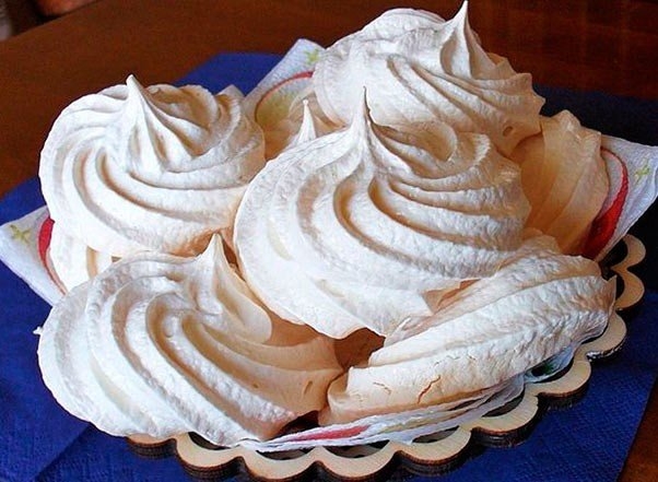 Домашнее безе к чаю Домашнее безе к чаю