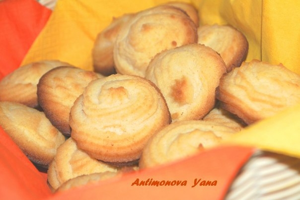 Нежное печенье на сгущенном молоке. Нежное печенье на сгущенном молоке.