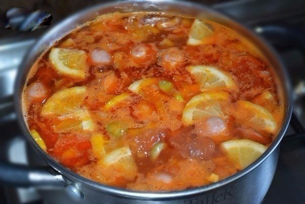 Вкусная соляночка.