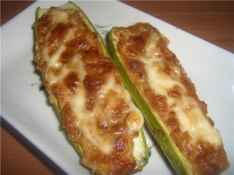 Кабачок фаршированный по-быстрому Кабачок фаршированный по-быстрому