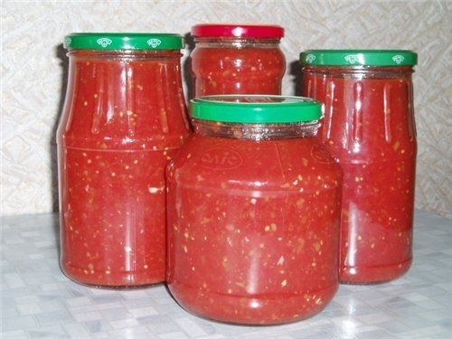 Томатный соус с перцем.