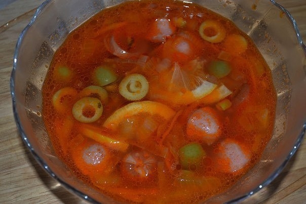 САМЫЙ ПРОСТОЙ РЕЦЕПТ СОЛЯНКИ САМЫЙ ПРОСТОЙ РЕЦЕПТ СОЛЯНКИ