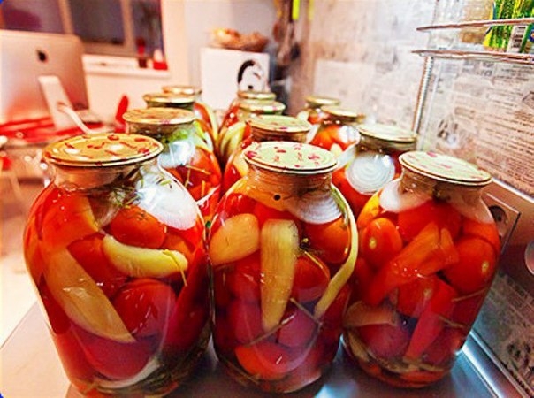 Помидоры со сладким перцем на зиму