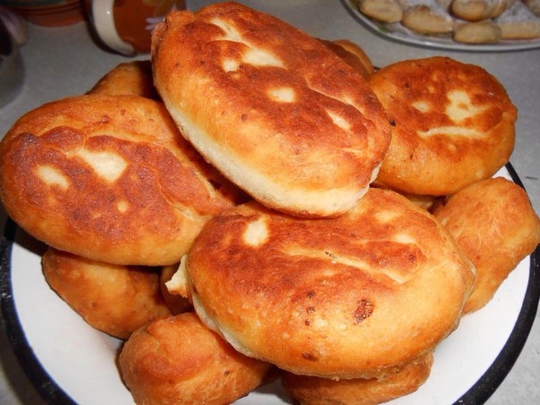 ПИРОЖКИ ИЗ КАРТОФЕЛЬНОГО ДРОЖЖЕВОГО ТЕСТА. ПИРОЖКИ ИЗ КАРТОФЕЛЬНОГО ДРОЖЖЕВОГО ТЕСТА.