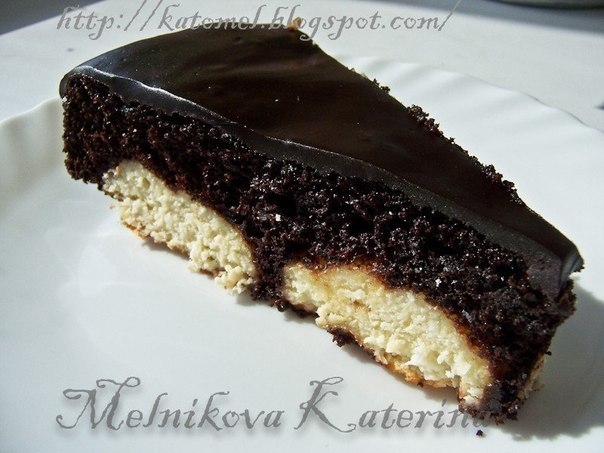 Шоколадный кекс с творожно-кокосовыми шариками Шоколадный кекс с творожно-кокосовыми шариками