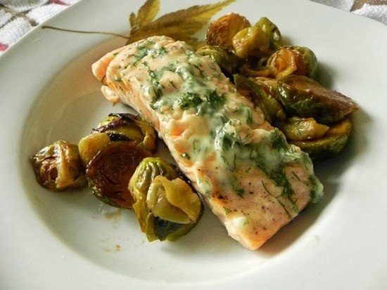 Лосось в укропном масле