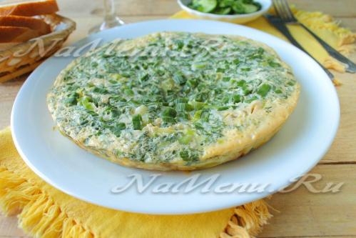 Омлет в мультиварке с капустой и зеленью