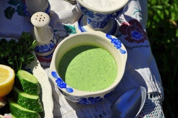 Холодный огуречный суп "Таратор"