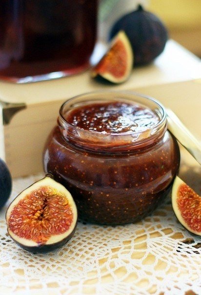 Инжир в соленой карамели