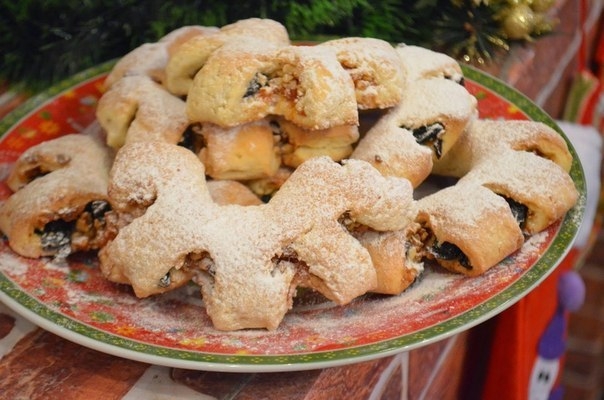 Куддуредди - сицилийское рождественское печенье Куддуредди - сицилийское рождественское печенье