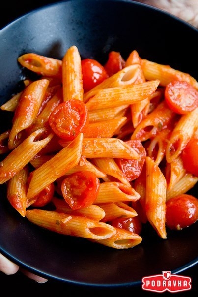 Пенне с томатамным соусом