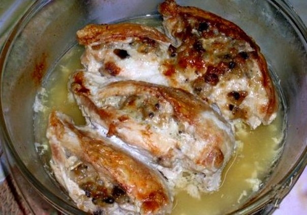 Куриные грудки фаршированные грибами.
