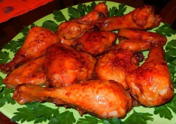 Интересный рецепт румяной курицы, запеченной в духовке