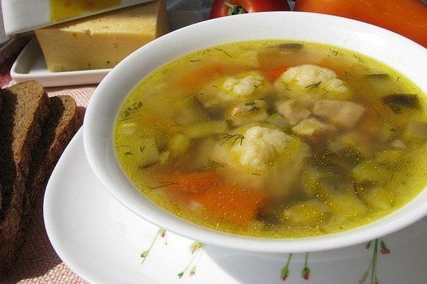 Быстрый болгарский суп с сырными шариками!