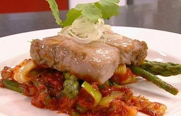 Телятина с овощами в томатно-медовом соусе