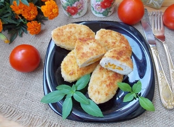 Зразы из курицы с начинкой из моркови и сыра