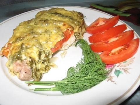 СВИНИНА ПОД ТОМАТНО-СЫРНОЙ ПОДУШКОЙ