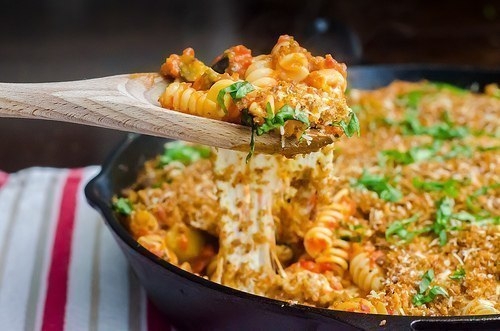 "Сырная паста, запеченная в духовке"