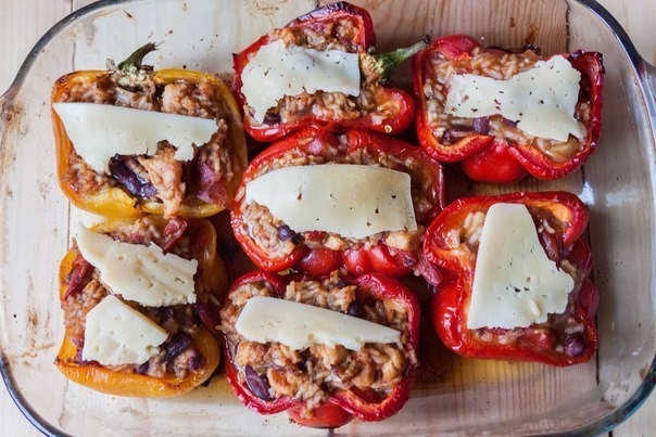 Фаршированные перцы в мексиканском стиле