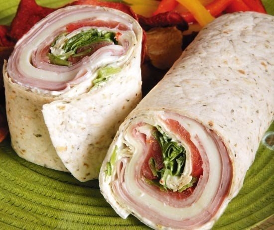 Простой и вкусный рулет из лаваша "Пятница" .