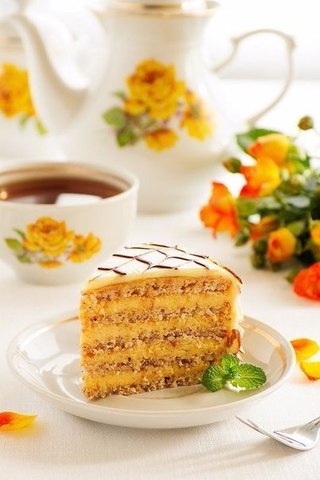 ТОРТ "ЭСТЕРХАЗЕ". ТОРТ "ЭСТЕРХАЗЕ".