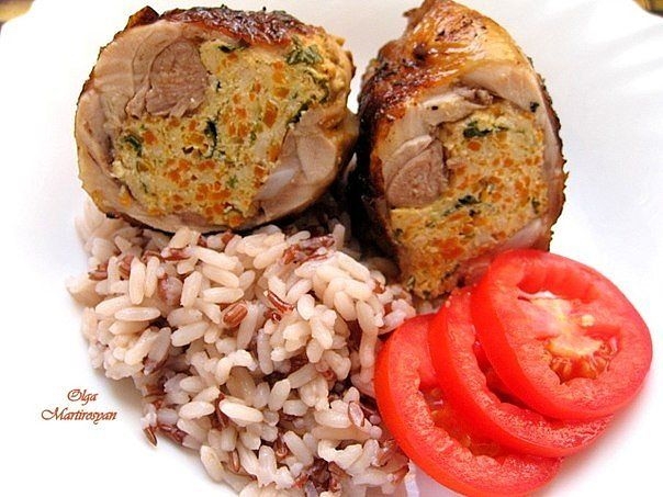 Фаршированные куриные бедрышки