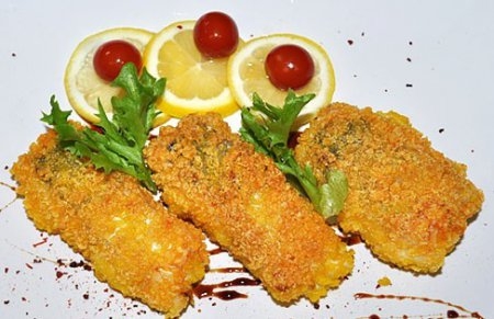 Жареная рыба в кукурузных хлопьях
