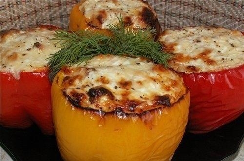 КУРИЦА ЗАПЕЧЁННАЯ В ПЕРЦЕ.