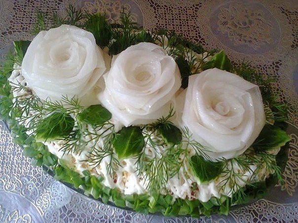 Салат *Три белые розы*