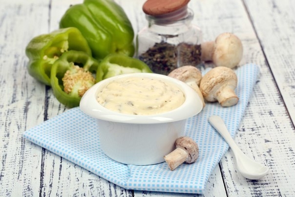 5 диетических соусов, которые сделают ваши блюда вкуснее и разнообразнее без лишних калорий!