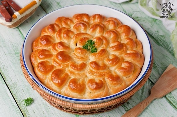 Пирог с мясом "Хризантема". Пирог с мясом "Хризантема".