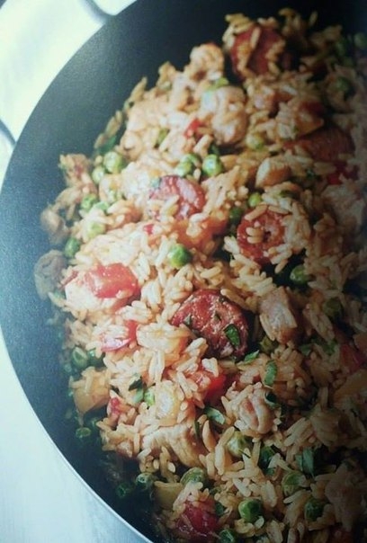 Паэлья с курицей и чоризо из книги Гордона Рамзи "Мировая кухня" (The World Kitchen)