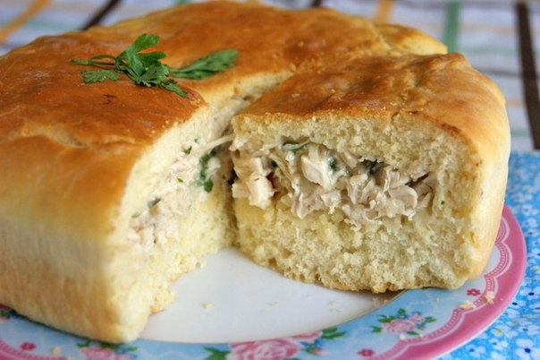ПИРОГ С КУРИЦЕЙ В СОУСЕ "БЕШАМЕЛЬ"
