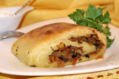 КАРТОФЕЛЬНЫЙ РУЛЕТ СО ШКВАРКАМИ В МУЛЬТИВАРКЕ!