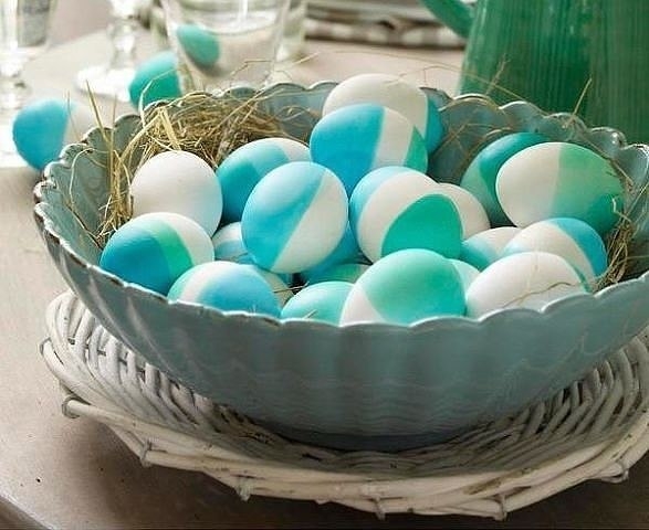 Как оригинально и красиво покрасить яйца! Ставьте "Класс!", чтобы рецепт сохранился на вашей страничке!