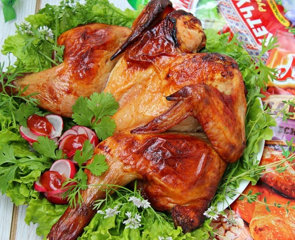 Запеченая курица в чесночном маринаде