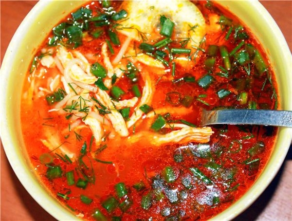 Томатно-куриный суп