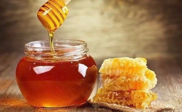 КАКОЙ МЕД И ПРИ КАКИХ ЗАБОЛЕВАНИЯХ ПОМОГАЕТ?