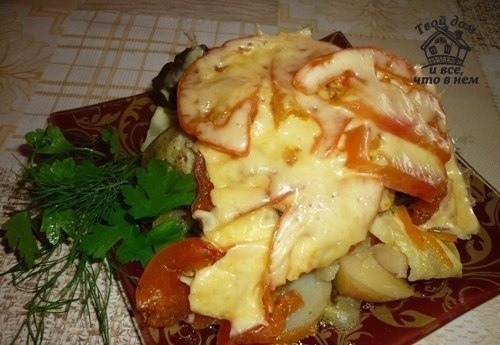 Овощи, запеченные слоями в мультиварке.