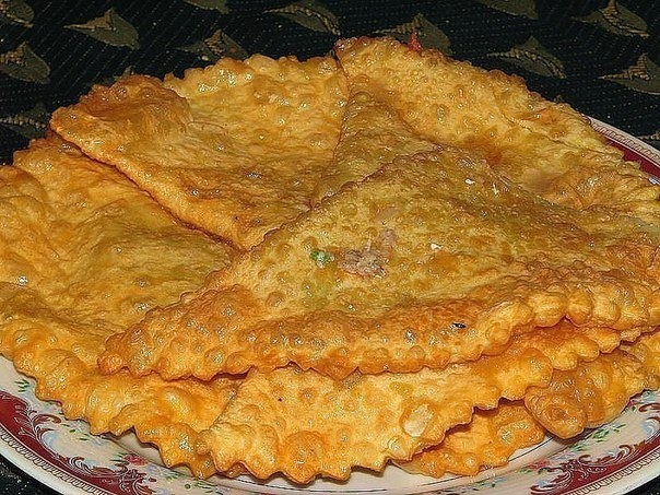 «Крымские» чебуреки из слоеного теста — правильный рецепт Это самые вкусные чебуреки, которые мне когда либо приходилось есть. Весь секрет в тесте — оно получается особенным! Попробуйте приготовить — очень вкусно! «Крымские» чебуреки из слоеного теста — правильный рецепт Это самые вкусные чебуреки, которые мне когда либо приходилось есть. Весь секрет в тесте — оно получается особенным! Попробуйте приготовить — очень вкусно!