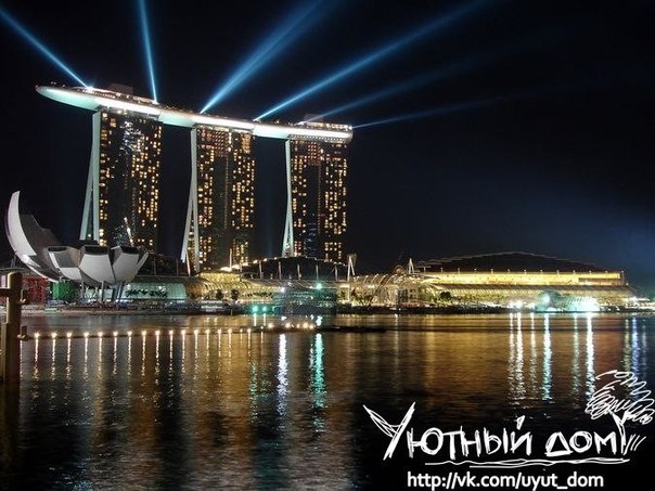 Отель Marina Bay Sands в Сингапуре.
