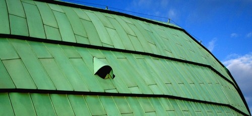 Основные характеристики медной кровли для коттеджа Основные характеристики медной кровли для коттеджа