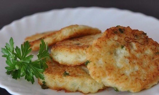 Оладьи из кабачка и картофеля Оладьи из кабачка и картофеля