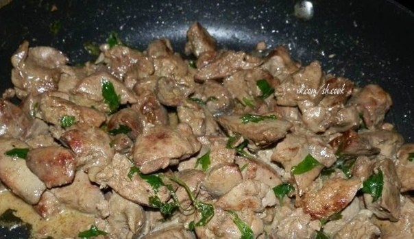 Куриная печень в сливочном соусе
