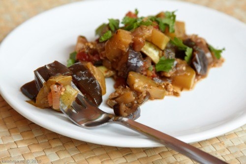 Рецепт овощного рагу из кабачков и баклажанов в мультиварке