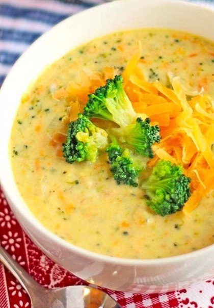 Сырный суп (с шампиньонами и брокколи). Сырный суп (с шампиньонами и брокколи).